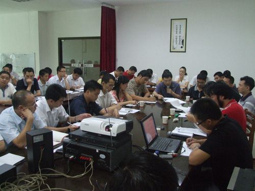 從優(yōu)秀走向卓越——大將軍陶瓷2009年中營(yíng)銷(xiāo)工作總結會(huì )7月1日召開(kāi)
(圖2)