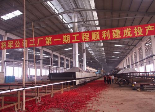 將軍企業(yè)拋光磚生產(chǎn)線(xiàn)點(diǎn)火投產(chǎn)
(圖4)