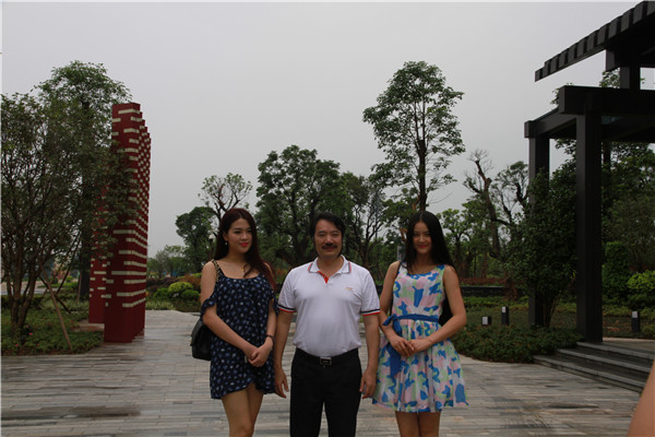 美麗與奢華交相輝映——國際旅游小姐見(jiàn)證將軍企業(yè)雄厚實(shí)力
(圖3)