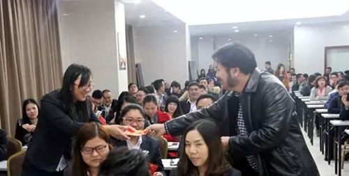固本強(qiáng)基，把握機(jī)遇——將軍企業(yè)2015年開年大會(huì)圓滿成功
(圖6)