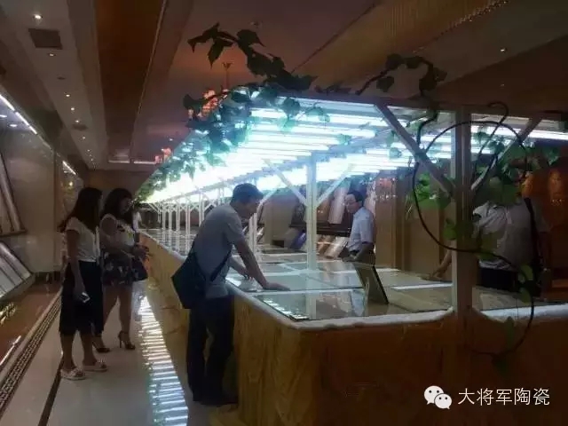 &amp;quot;賞新悅目&amp;quot;大將軍陶瓷大理石瓷磚?1710“石蘊”新品品鑒會(huì )圓滿(mǎn)落幕
(圖2)