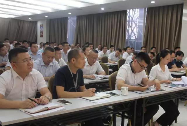 合心聚力 共創(chuàng  )輝煌|將軍企業(yè)年中總結暨下半年工作啟動(dòng)大會(huì )圓滿(mǎn)召開(kāi)
(圖2)