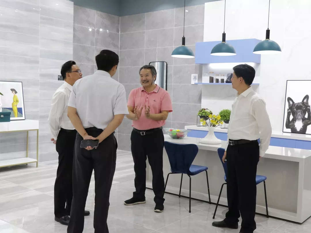 將軍企業(yè)再次迎來(lái)衡陽(yáng)政府考察團，共謀發(fā)展
(圖3)