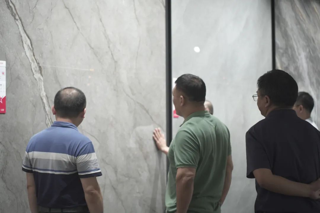 百億財(cái)富計(jì)劃丨大將軍瓷磚與多家工程運(yùn)營(yíng)商達(dá)成戰(zhàn)略合作！(圖24)